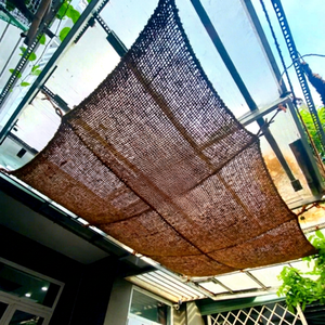 Eco2go Vietnam Toile d'ombrage rétractable manuelle écologique |   Voile de protection solaire pour balcon avec un taux d'ombrage de 95% - Product Image 1