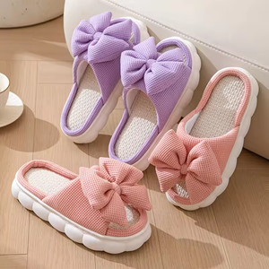 Chaussons tendance de luxe 2026, chaussures de créateur, semelles souples, pantoufles chaudes en coton pour femmes, confortables, vêtements d'extérieur, pantoufles décontractées pour hommes - Product Image 6