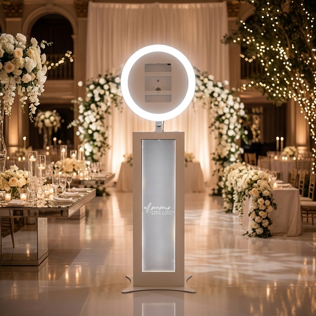 Selfie Roaming Portable Ring Light 12.9inch Ipad Camera SLR Photo Booth Shell Stand Kiosk Machine Lcd Screen with Flight case