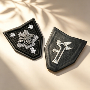 Patch en cuir de luxe avec emblème aile dorée, accessoire à coudre de haute qualité pour sacs à dos, chapeaux et vêtements - Product Image 6