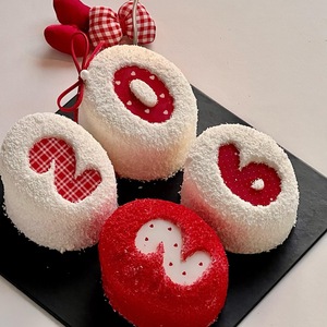 Vela digital acrílica con diseño de miel y dulzura, decoración roja para el Año Nuevo y el Festival de Primavera - Product Image 1