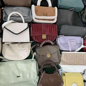 A15 <span class=keywords><strong>Bolsos</strong></span> <span class=keywords><strong>de</strong></span> <span class=keywords><strong>segunda</strong></span> <span class=keywords><strong>mano</strong></span> para mujer Estilo popular Lady Bad Barato al por mayor Usado Clean Ukay Bag - Product Image 5