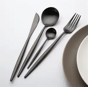 Black matte cutlery dinner knife High quality western restaurant steak knife 304 Stainless Steel Cutlery Set