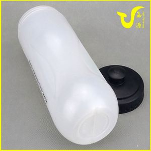 ขวดน้ำพลาสติกสำหรับเล่นกีฬา ขนาด 600 มล. 700 มล. ปลอดสาร BPA พร้อมโลโก้สั่งทำได้ ฟรีตัวอย่างสินค้า ขายส่ง ขวดน้ำบีบสำหรับปั่นจักรยาน ออกกำลังกายกลางแจ้ง เดินทาง - Product Image 4