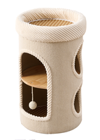 Tour pour chat moderne en velours côtelé beige avec deux couchages cachés, bordure en corde, maisonnette ronde compacte pour chat d'intérieur avec boule suspendue