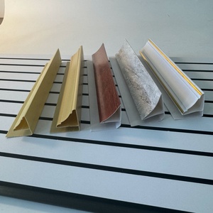 Garnitures de moulage de corniche de Joint de PVC de Style de motif en <span class=keywords><strong>bois</strong></span> pour le panneau de mur de <span class=keywords><strong>plafond</strong></span> - Product Image 3