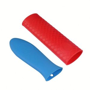 Funda de silicona multiestilo para mango de olla, resistente al calor, antideslizante, para sartén de hierro fundido, wok y utensilios de cocina - Product Image 1