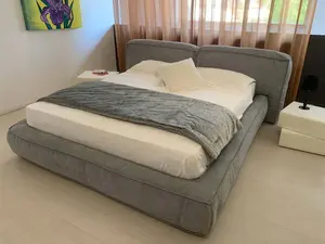 Lit moderne Letti avec espace de rangement, sommier à lattes, revêtement en velours, cadre en bois, système de levage à gaz, tête de lit rembourrée, respectueux de l'environnement - Product Image 3