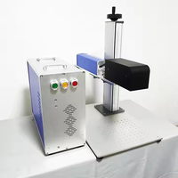 Marqueur laser industriel 3D à mise au point dynamique pour la gravure sur surfaces courbes et objets irréguliers