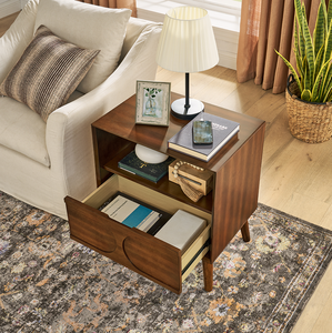 Table de chevet moderne du milieu du siècle avec port de charge USB, ports USB et trou pour prise, et 4 pieds en bois massif, écologique - Product Image 4