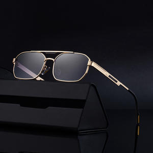 Gafas de Sol Cuadradas de Lujo para Hombre, Montura Metálica, Lentes Azules Polarizadas con Protección UV400, Gafas de Sol de Moda para Conducir y Viajar - Product Image 4