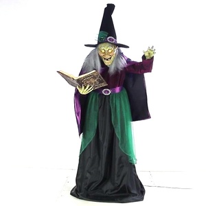 Gran Decoración Eléctrica de Halloween con Sensor de Movimiento para Casa Embrujada o Parque de Atracciones: Bruja de Pie Leyendo un Libro - Product Image 6