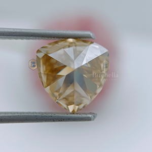 Personnalisable fait à la main 1.0ct-20.0ct Trillion Cut Moissanite & Vivid Loose Diamond Jewelry - Product Image 5