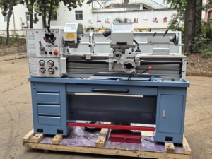 Nhà máy công nghiệp Độ chính xác cao CE tiêu chuẩn máy cq6240 ngang phổ Hướng dẫn sử dụng nhiệm vụ trung bình kim loại băng ghế dự bị máy tiện - Product Image 5