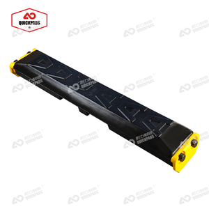 Tampon de voie en caoutchouc pour machines de construction robustes et bloc sur chenilles fournissent des pièces de haute qualité - Product Image 2