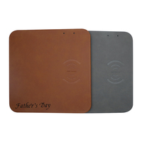 Tapis de souris de jeu en cuir PU gravé au Laser couleur avec tapis de bureau de charge sans fil pour cadeaux d'affaires et promotionnels