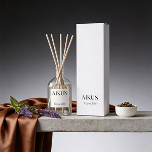 ชุดน้ำหอมปรับอากาศแบบก้านไม้หอม 100 มล. ยี่ห้อ Aikun รุ่น Simple Transparent Bottle กลิ่นสมุนไพรสูตร MMB พร้อมกล่องแบบกำหนดเอง สำหรับตกแต่งภายใน - Product Image 1