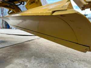รถเกรดเดอร์ Caterpillar 140k รุ่นใหม่ล่าสุด สภาพดี พร้อมปั๊ม เกียร์บ็อกซ์ รถเกรดเดอร์มือสอง Cat140h - Product Image 5