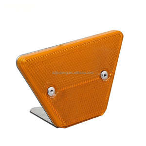 عاكس ضوئي للطرق أبيض عالي الكثافة من الألومنيوم المطلي بالبلاستيك لحواجز الطرق السريعة وحركة المرور - Product Image 2