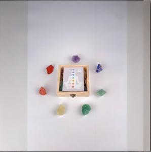 Düzensiz kristal ham taşlar yedi çakra ahşap kutu kristal şifa taşları doğal gül kuvars ham taşlar - Product Image 4