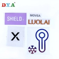Étiquette en PVC souple 2D 3D personnalisée avec logo de marque, patch en caoutchouc, décoration de vêtements, logo de marque en relief
