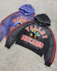 Bộ đồ thể thao nam gồm áo hoodie có khóa kéo và quần jogger thêu nổi, kiểu dáng cũ kỹ, đính đá, màu phai nắng, giặt acid, sản xuất bởi nhà máy. - Product Image 5