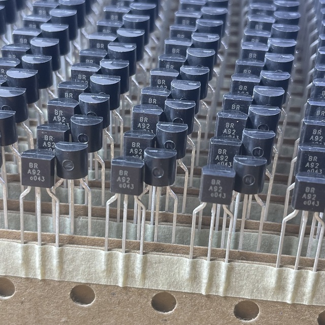 New Original Integrated Circuits Bipolar Transistors MPSA92 Electronic Components