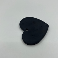 Diffuseur de parfum en céramique poreuse noire en forme de cœur, pierre aromatique, pendentif de voiture, désodorisant, décoration de voiture, souvenir, cadeau