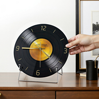 Horloge murale moderne en vinyle TONF0, horloge de bureau rétro noire et dorée, horloge de table silencieuse à quartz avec support, décoration d'intérieur