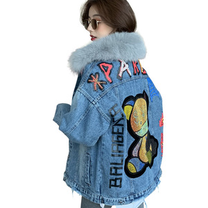 <span class=keywords><strong>Giacca</strong></span> di Jeans da <span class=keywords><strong>Donna</strong></span> con Collo in Pelliccia, Giacche Invernali e Cappotti in Pelliccia, <span class=keywords><strong>Giacca</strong></span> in Denim <span class=keywords><strong>Blu</strong></span> Mimetico per <span class=keywords><strong>Donna</strong></span> di Alta Qualità - Product Image 6