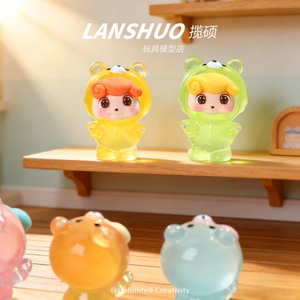 Colgante de resina Lanshuo Q Baby Doll que brilla en la oscuridad, amuleto de dibujos animados para niños, regalo, accesorio de joyería DIY - Product Image 4