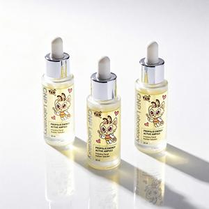 Ampoule active énergisante à la propolis CNP Laboratory 20 ml, essence pour le visage, tous types de peaux, soin quotidien - Product Image 1