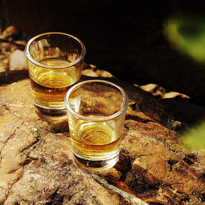 Bicchierini Personalizzati BST per Ristoranti, 2oz, Unici per Matrimoni, con Logo Personalizzato - Product Image 3