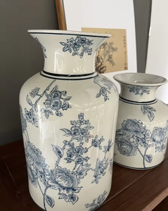 Vaso in ceramica blu e bianco tradizionale in stile cinese con grazioso motivo a <span class=keywords><strong>flora</strong></span> come abito decorativo in ufficio e casa - Product Image 5