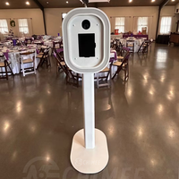 2026 Hot Selling Oval Landscape DSLR Photo Booth Dengan Kontrol APP Lampu RGB & Kipas Pendingin iPad Photobooth Untuk Bisnis Sewa