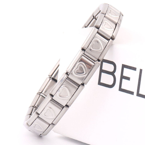 Hot Selling Fashion Elastic Armband mit italienischen roten Herzen italienischen Charms Edelstahl geometrische Form