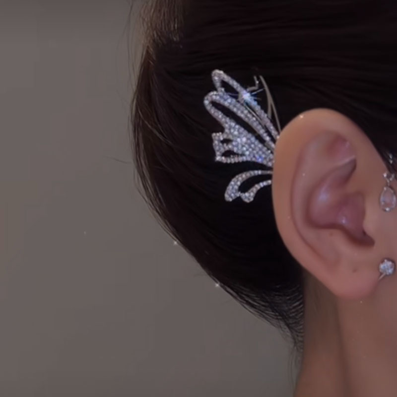 8#-right ear
