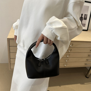 Bolso de Mano Mini, Color Caramelo, Resistente, Plegable, con Cierre, Impermeable, Anti-Robo, Diseño Simple y Moderno, Portátil - Product Image 4