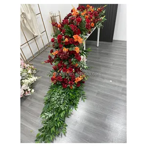 Taplak meja panjang alami 8 kaki desain pengaturan hijau bunga merah untuk dekorasi pernikahan