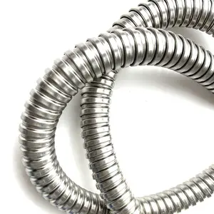 Hersteller blankes Metalls ch lauch Wellrohr flexibles Rohr Schlauch rohr 1 ''GI Kabel rohr ohne PVC-Beschichtung für Auto