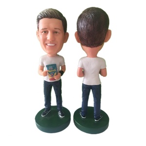 Muñecos Personalizados de Hombre Guapo, Muñecos de Resina de Estrellas Famosas, Regalos de Recuerdo - Product Image 2