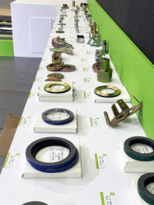 AGCO para New Holland Balers' New MF2270 Piezas de maquinaria agrícola 700144160 DRAIN HAY BLOCK Baler - Product Image 4