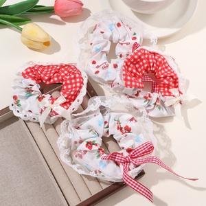 Grande élastique à cheveux décontractée faite à la main, avec nœud en dentelle et motif fraise, style champêtre, haut de gamme, pour <span class=keywords><strong>chignon</strong></span> - Product Image 1