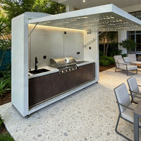Cuisine extérieure en aluminium, meilleurs designs de cuisines extérieures, cuisine modulaire pour barbecue en plein air