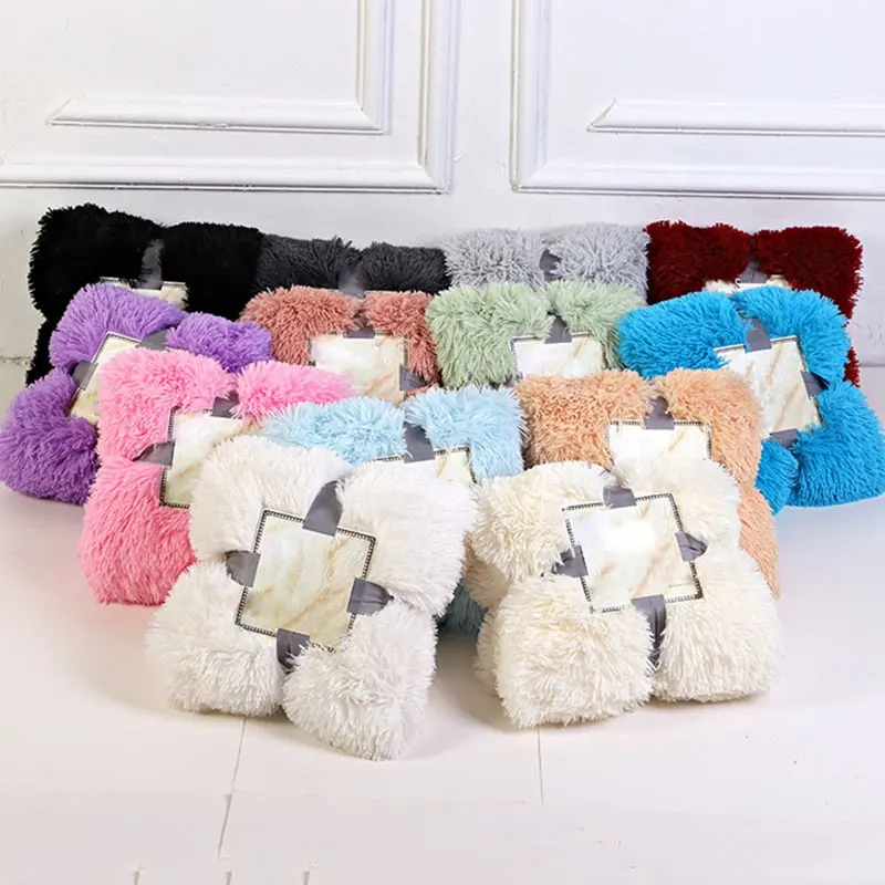 Sıcak satış % 100% polyester kabarık battaniye polar süper yumuşak tüylü peluş PV polar faux fur atmak battaniye lüks kanepe için