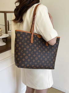 Bán Buôn New Thiết Kế Sang Trọng Của Phụ Nữ <span class=keywords><strong>Tote</strong></span> Túi Vàng Cổ Điển Cổ Điển In Công Suất Lớn Một Vai Crossbody Túi Xách - Product Image 4