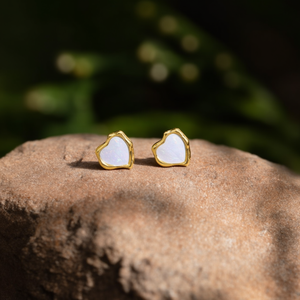 Pendientes de Moda con Forma de Corazón, Chapados en Oro PVD, Acero Inoxidable 316L, Joyería Sostenible y Resistente - Product Image 3