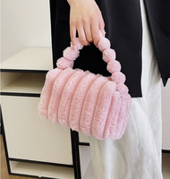 Fabricant de sacs à main pour femmes sur mesure OEM ODM, sacs à main en fourrure avec logo en relief, service de production de sacs de luxe à la mode