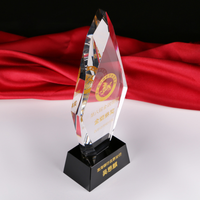 Usine en gros K9 trophée en cristal blanc personnalisé en forme de flèche impression UV trophée en verre de cristal