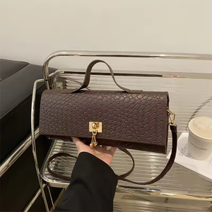 NUEVOS Bolsos de Hombro Modernos para Mujer, Bolsos de Mano de Lujo a Precio Económico - Product Image 3